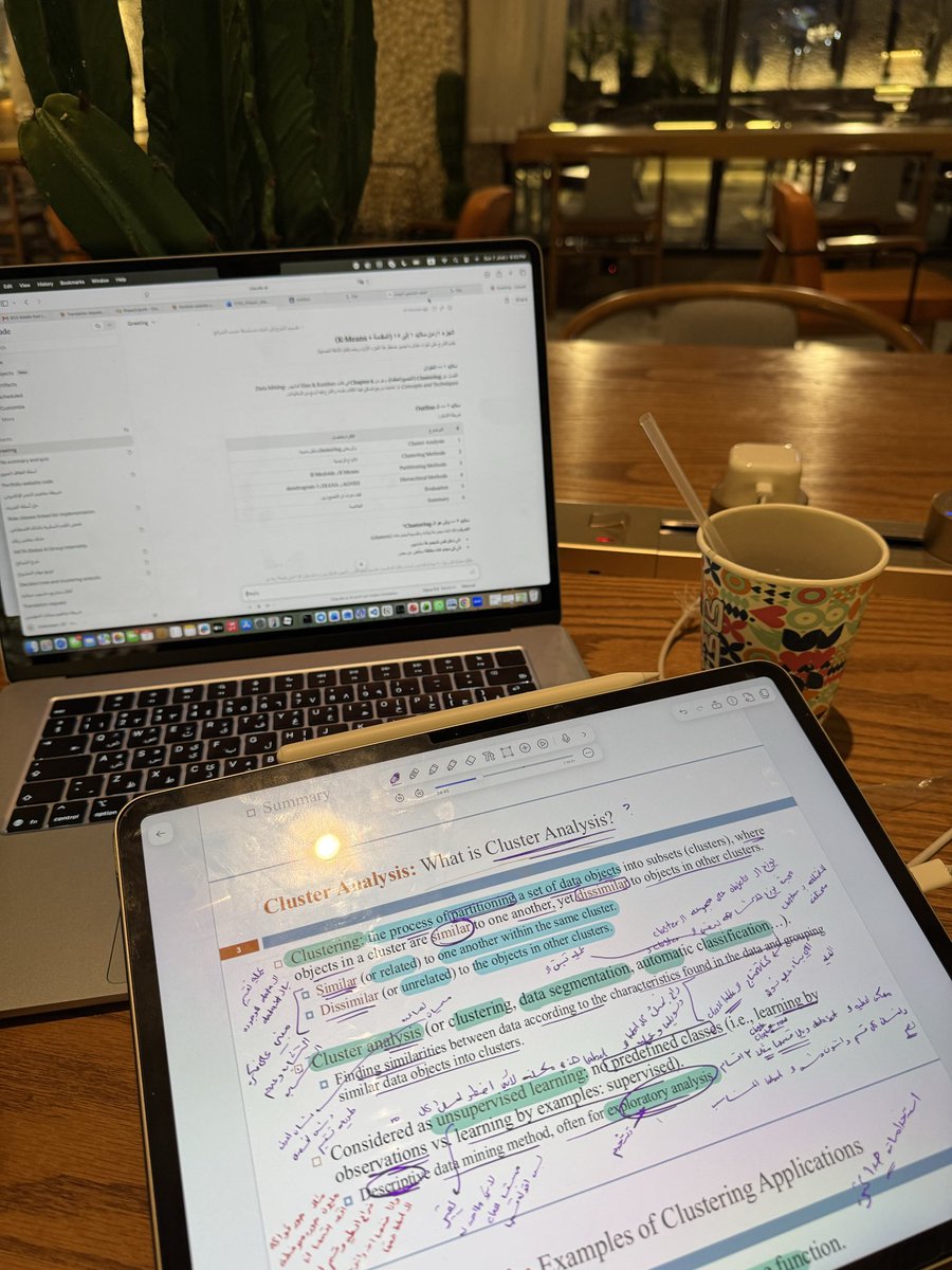 Sosksuer's tweet photo. FAVOURITE study spot https://t.co/vOsAWWzLZH