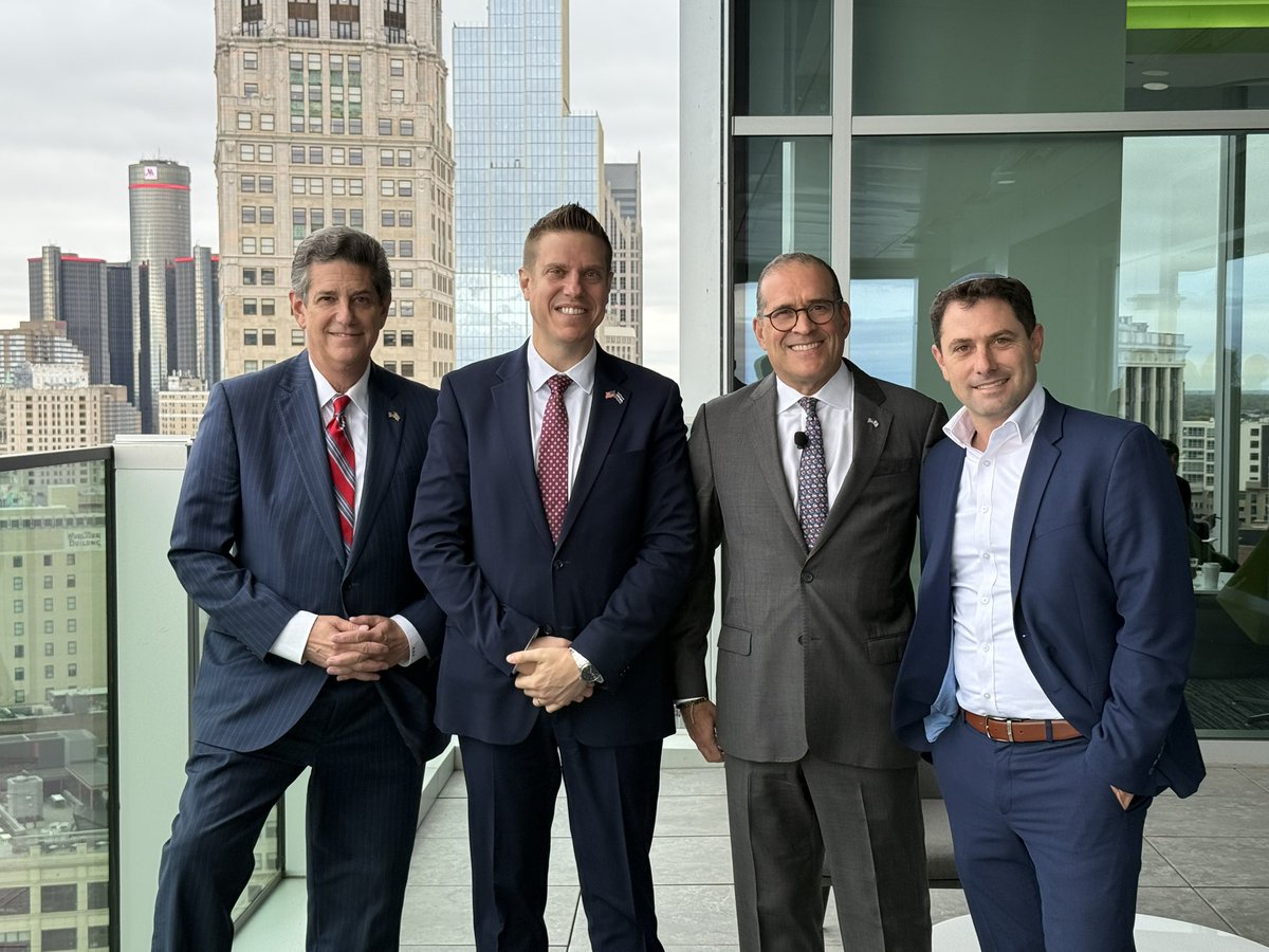 EladStr's tweet photo. Great to join the Michigan Israel Business Accelerator (MIBA) in Detroit last week for the launch of the U.S.-Israel Innovation Exchange (USIIE)!

While states and regions naturally compete for investment and business opportunities, they also recognize that working together makes everyone stronger.

This new national network will connect organizations across the U.S., share resources and expertise, and create more opportunities for Israeli innovation and American businesses.

Especially now, strengthening our economic ties and demonstrating the value of U.S.-Israel cooperation matters more than ever.

Proud that @IsraelinChicago has been a partner in this initiative from the very beginning.

Thank you to MIBA, Mark Davidoff, Howard Handler, Gary Torgow, Huntington Bank, and all the partners who made this possible.

This is just the beginning! 🇮🇱🇺🇸