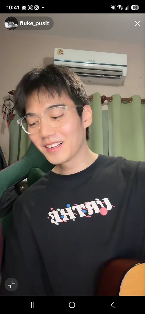 SebasInterian's tweet photo. I couldn't say goodbye because of a problem with my internet connection 😭, but I had a great time with you on your live 😄🥰. Take good care of yourself and I hope you feel better soon 🙏🏻. Goodnight, my handsome boy @capitalfluke , sweet dreams 🌛😴🌟. ❤️ U.

#FlukePusit https://t.co/1sPnMfo4HP