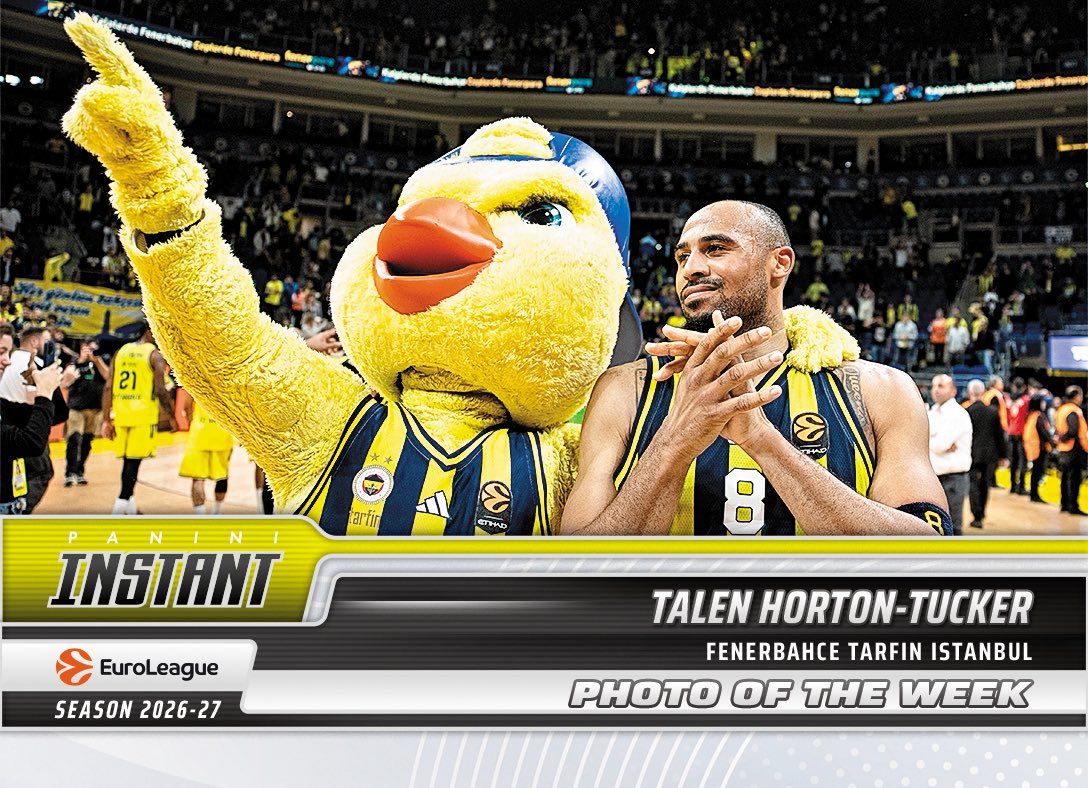 EuroLeague's tweet photo. Fans, players &amp; @YellowTheCanary all as one as @FBBasketbol continues to build momentum!

🔥 @PaniniAmerica Photo of the Week https://t.co/aFX4Tg6r1Z