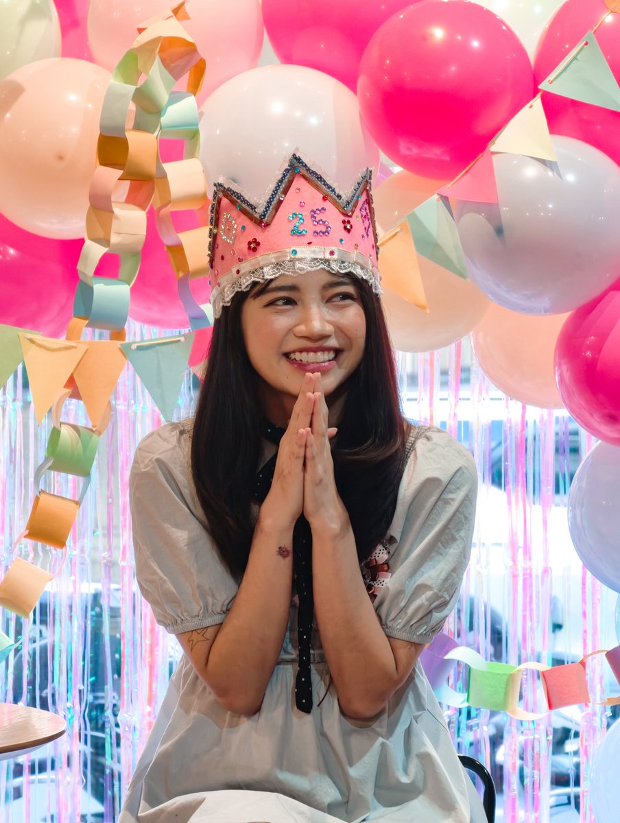 woogieee923's tweet photo. 261017 KAIA Charlotte @ WRA25ED IN WHIMSY Charlotte CSE

📍 The Coffee Bee Manila

@charlottescrtr

#KAIA #KAIA_CHARLOTTE https://t.co/JBr7nVDjdN