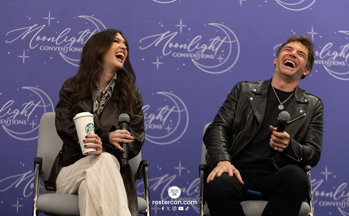 RosterCon's tweet photo. #THIYH3 - De nouvelles photos sont disponibles, celles du panel avec Kate Voegele &amp; Tyler Hilton // New photos are available, those from the panel with Kate Voegele &amp; Tyler Hilton #OTH

👉 https://t.co/ogOLuDPTVc https://t.co/qWHhEoSQkk