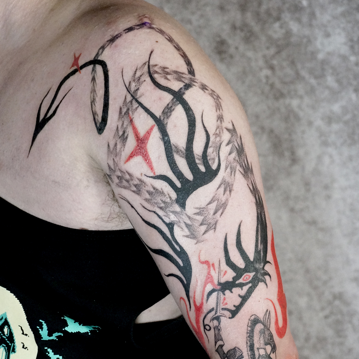 Nep_ook's tweet photo. Dragon piece for @SIeepyBear_ ! Thank you sm for trusting me with your first tattoo! 🔥🐉 https://t.co/uS2z3i5Dza