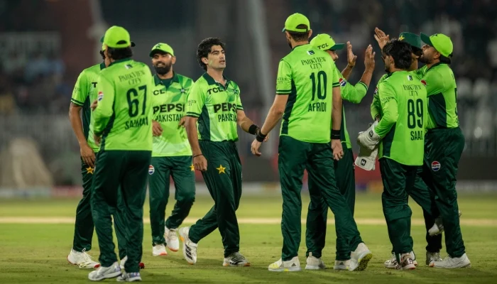 thenews_intl's tweet photo. Agha's century, pacers power Pakistan to 37-run win over Sri Lanka
#TheNews https://t.co/Xa16QzJBx3