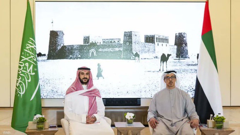 iKhalidUAE's tweet photo. كمل ياجيمس بوند الدمام شو بعد https://t.co/xF9kgIgWJq