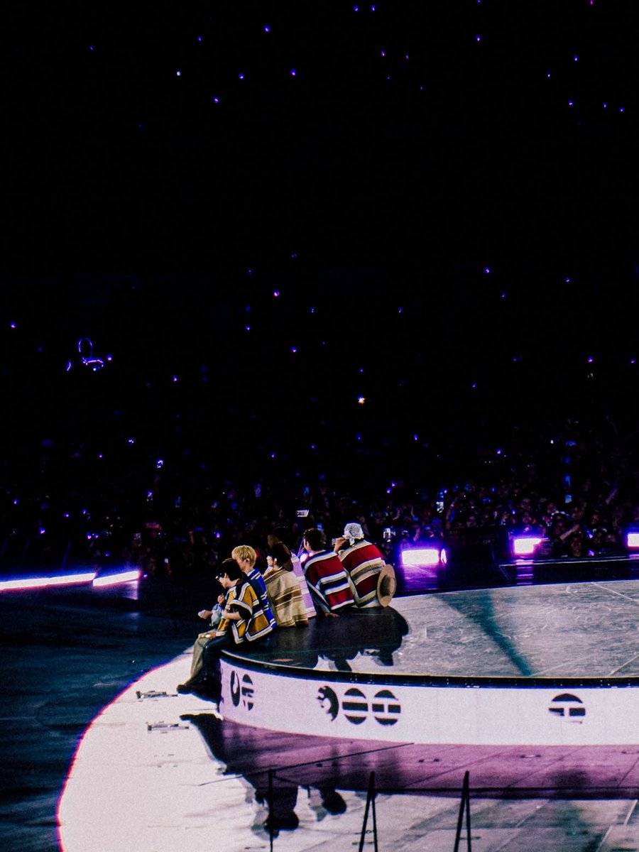 nm9711's tweet photo. Fotos de BTS en Chile D-3 🇨🇱📸

©️a quien corresponda https://t.co/rLU8hLSwE8