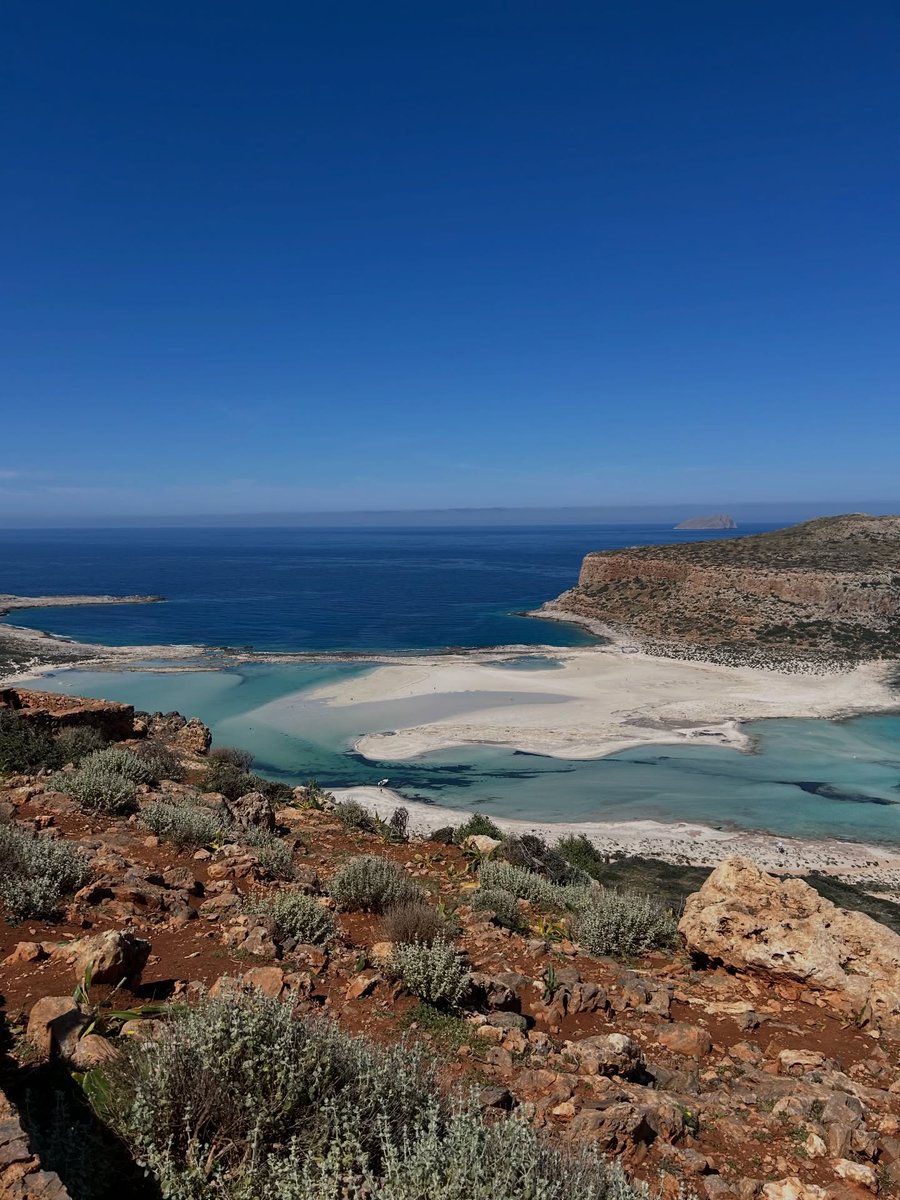 jorge_jarod's tweet photo. Balos Beach avec mes choux à la crème. https://t.co/RLAkKBxFEF