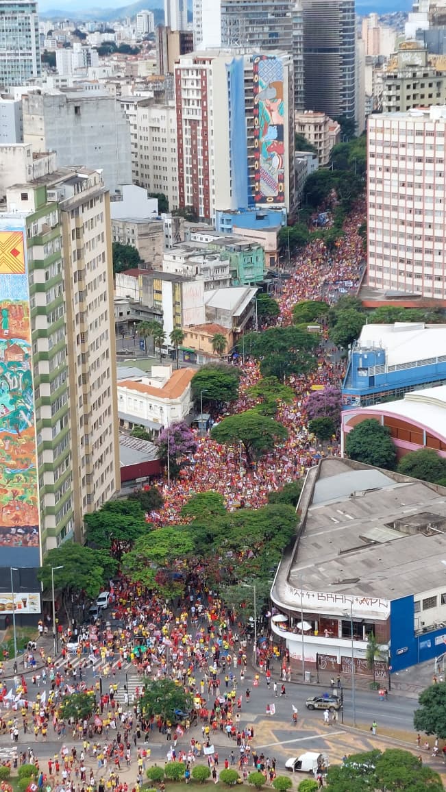 leonardovinc's tweet photo. Belo Horizonte apoiando Lula contra a extrema-direita! https://t.co/7oMztXrUkh