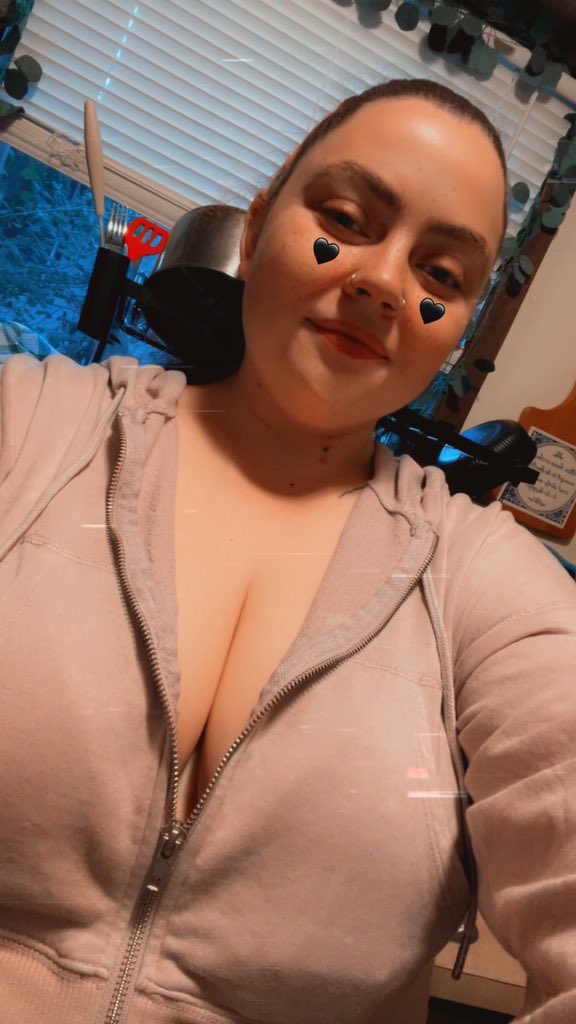 Tj763763's tweet photo. Offering all kinds of content on my OF and through DMs! Message me for details babe 🍒❤️��🔥🍑
#buyingcustom #bigtitsmomِmy #sellingpics #content4sell #buyingcontent #onlyfans #bigtitsmomِ #of #thick #ThiccAss #thicc #sellingcontent #nudes #nude #messageme https://t.co/X7gWqxIMZn