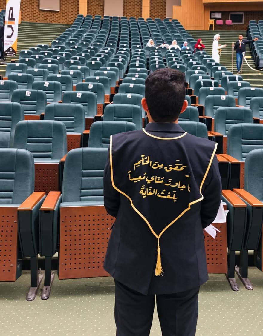 Ibrahim44419697's tweet photo. الحمد لله على اختيار ربنا وعلى طريق نهايته كانت أجمل بكتير من كل توقعاتي ♥️😭🎓 https://t.co/Rpp9AG5zSG