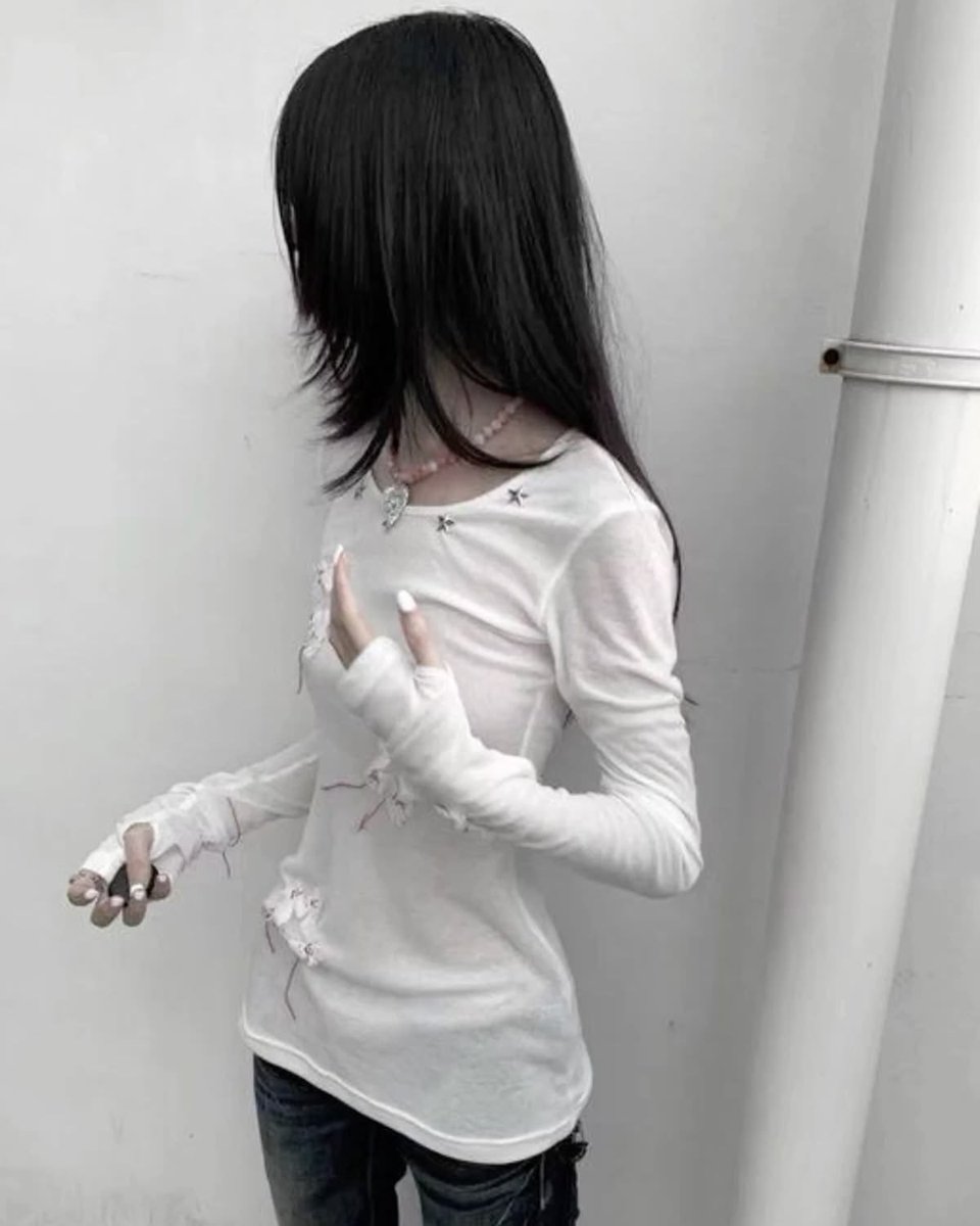 sacrificestray's tweet photo. Being so skinny that an XS is baggy on you.
#thinspo https://t.co/ue15KJPy97