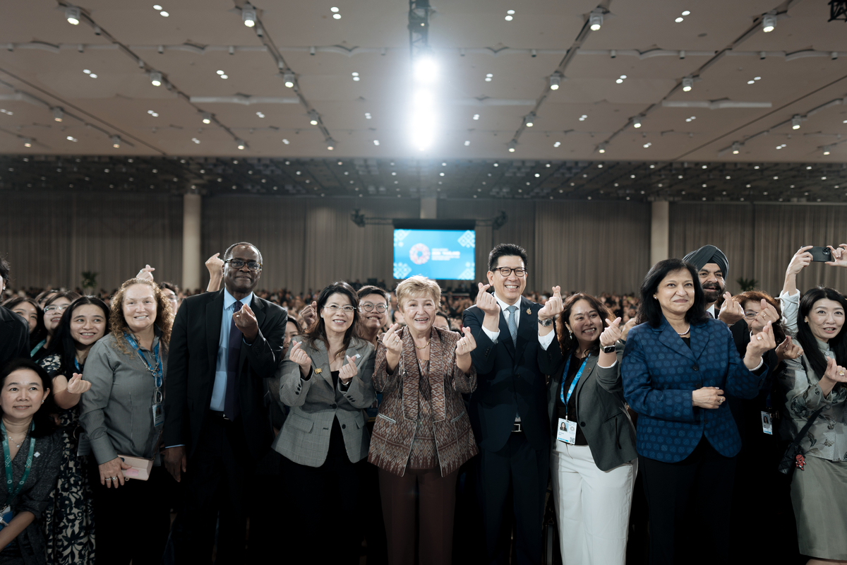 KGeorgieva's tweet photo. All my gratitude to the Thai authorities, their staff, and the many dedicated volunteers who made the Annual Meetings in Bangkok such a resounding success. https://t.co/sWIhkEzNES