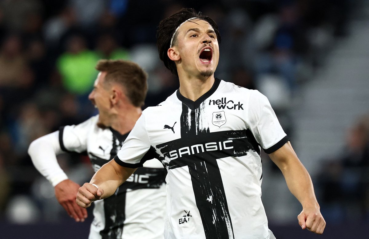 OptaJean's tweet photo. 3 - Estéban Lepaul est devenu le premier joueur à inscrire un triplé sur penalty en Ligue 1 depuis Leonardo Rodríguez avec Toulon contre Nancy en janvier 1992. Réparation. https://t.co/IMrgzzyEdv