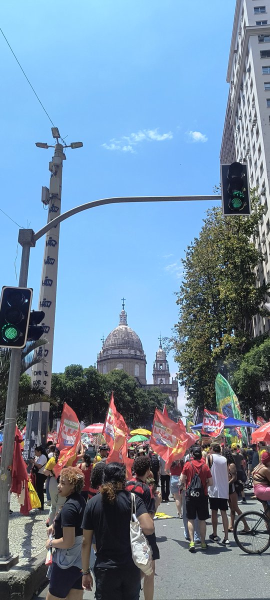 sperdutoland's tweet photo. Quatro anos reclamando da postura conciliadora do PT. Ai chega a eleição e eu tô assim: https://t.co/Q42i6OygWD
