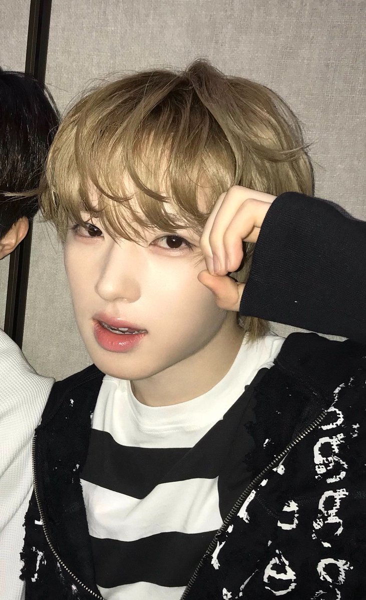 geunsiki's tweet photo. 요즘조은것          볶머 쿠야💕💕💕 https://t.co/9W7Z0skqEf