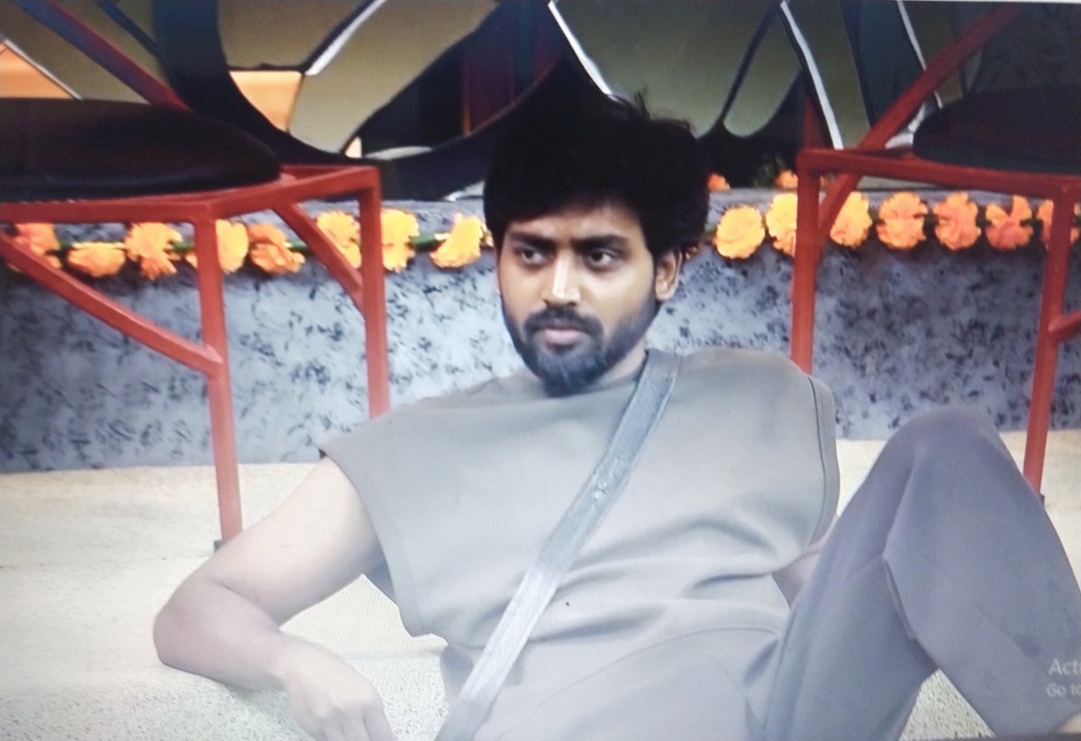 BBSeasonTe98's tweet photo. #BiggBossTelugu10
Mukesh Bhai puli la unnav 🔥🔥🔥 https://t.co/WvrB4omsjq