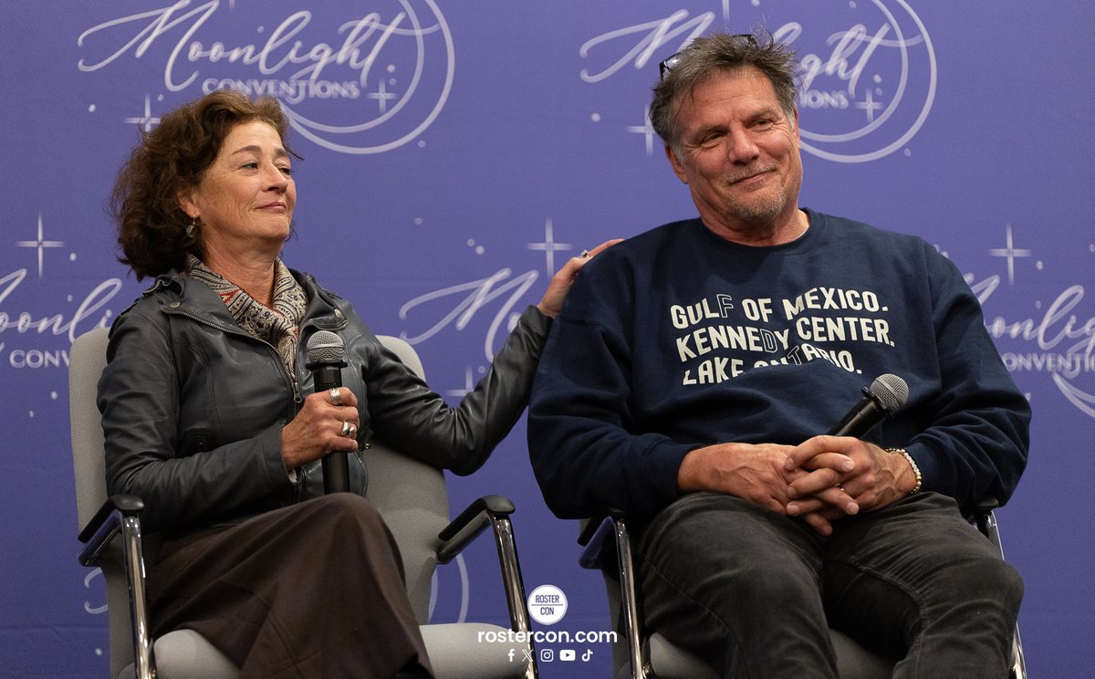 RosterCon's tweet photo. #THIYH3 - On termine avec les photos du panel de Barbara Alyn Woods, Moira Kelly &amp; Paul Johansson // We'll wrap up with photos from the panel with Barbara Alyn Woods, Moira Kelly, and Paul Johansson #OTH

👉 https://t.co/ogOLuDPm5E https://t.co/ytrhepOFbU