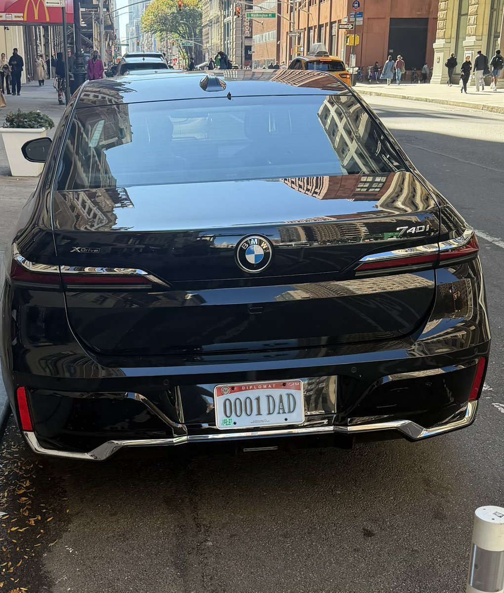 tomhschmidt's tweet photo. insanely hard license plate https://t.co/stQEwd8Qm7