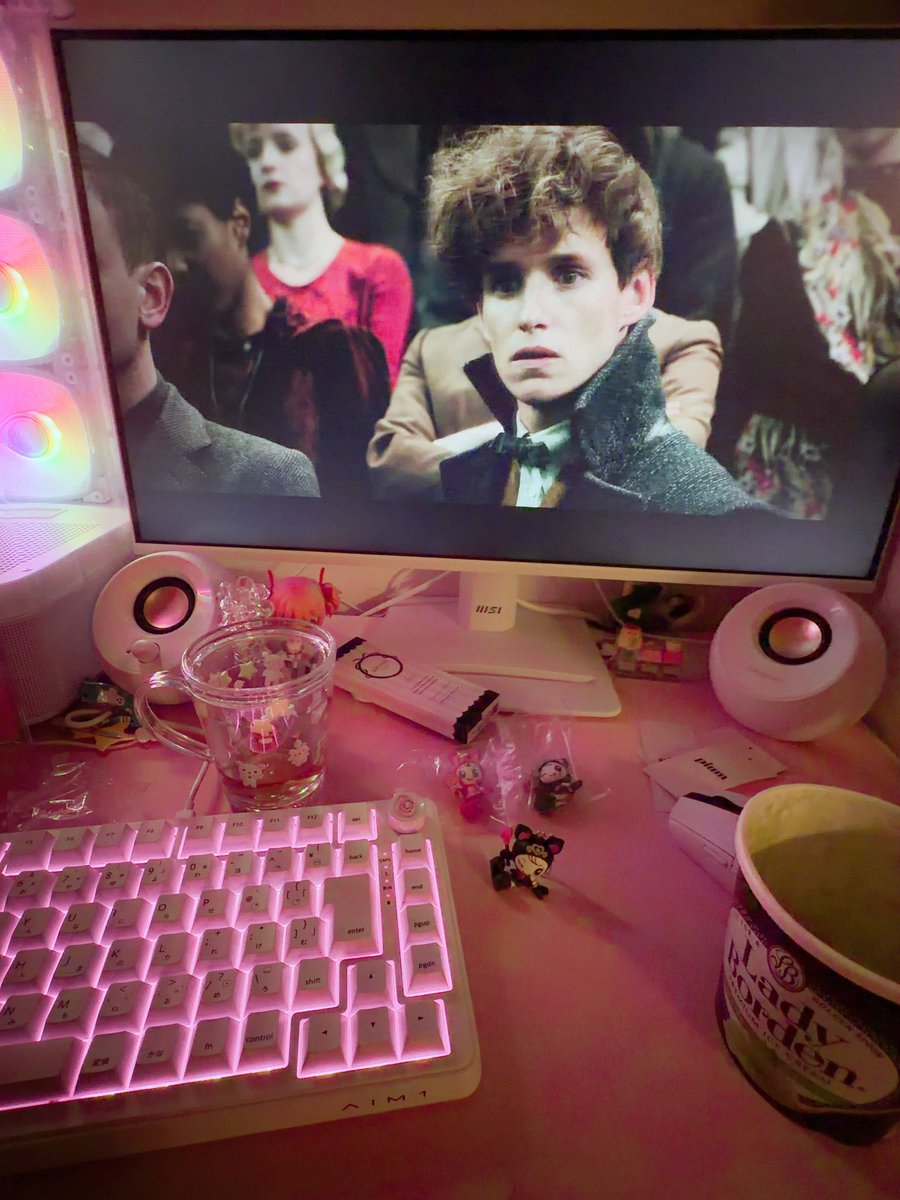 xi2nyz's tweet photo. すきなひとと映画みてる•͈ ⩊ •͈ https://t.co/Ig5QF5hA2Q