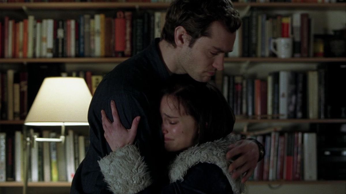 welcome_jpeg's tweet photo. closer (2004) https://t.co/uwfUe874qN