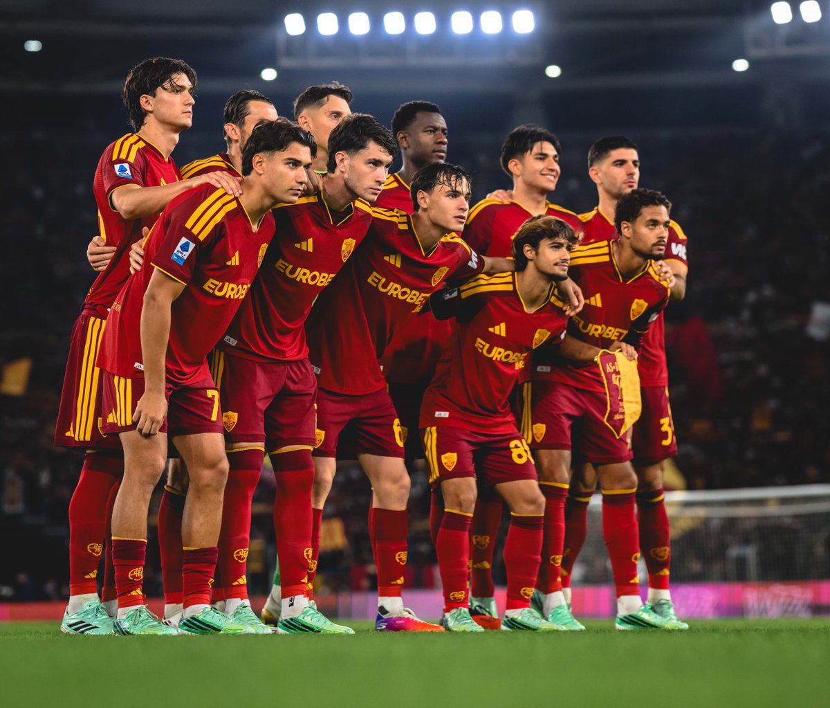 romaflashoffici's tweet photo. La linea verde di Gasperini convince: la Roma è la big di Serie A che ha impiegato più giocatori Under 23 in questo avvio di stagione. Un segnale fortissimo per il futuro del club 🐺🟡🔴

⚡ RomaFlash  #ASRoma #Gasperini #SerieA https://t.co/xx2rvjbVYZ