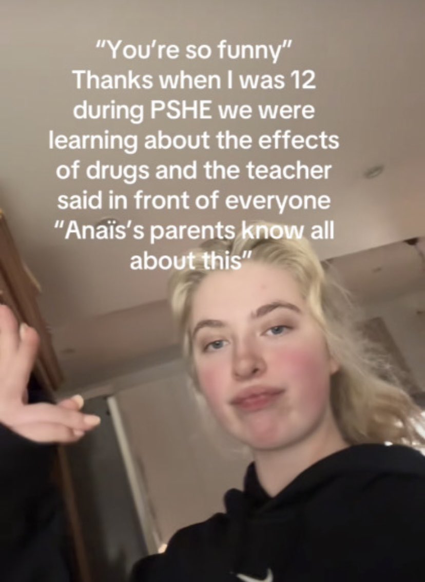 DlRTYSHlRT's tweet photo. the teacher had the opportunity to do the funniest messed up thing ever and took it https://t.co/l4EfH1oMbD