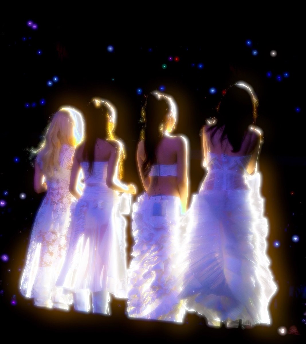 aechartdata's tweet photo. 🚨1 RETWEET = 1 VOTE

I vote #aespa for Fans’ Choice Female #2026MAMAVOTE https://t.co/M7PTFcyQUr