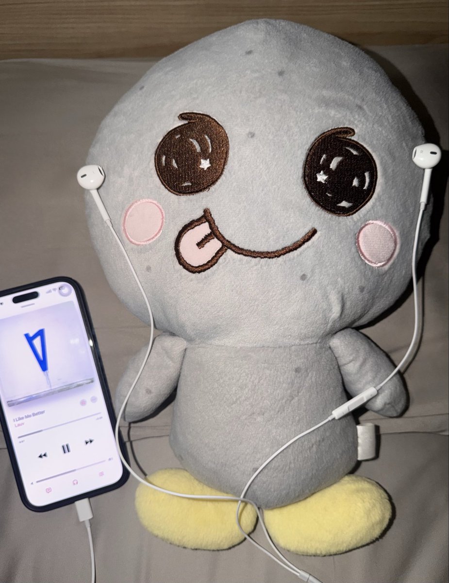 bibikittycat's tweet photo. อยากเท่เหมือนปะป๊าแต่ไม่มีหู😭 https://t.co/6iNw6q7YGH