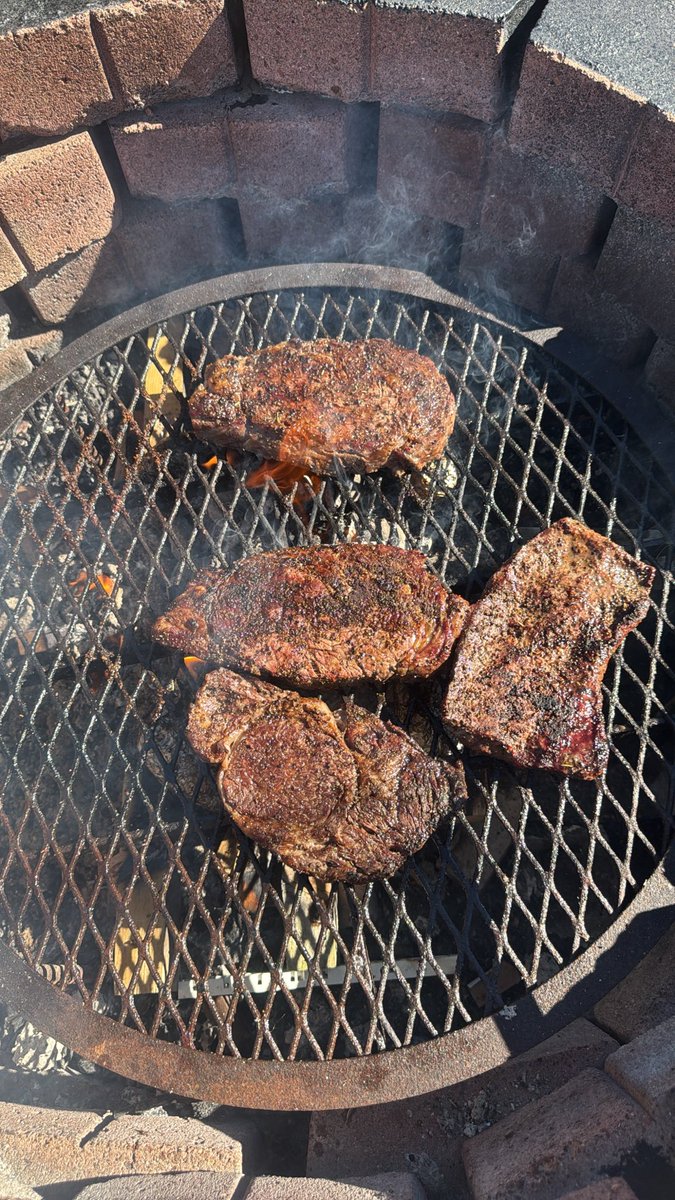 JasonTeders's tweet photo. @m_dyline I don’t know about you 
But I eating this https://t.co/5qATeXbPIe