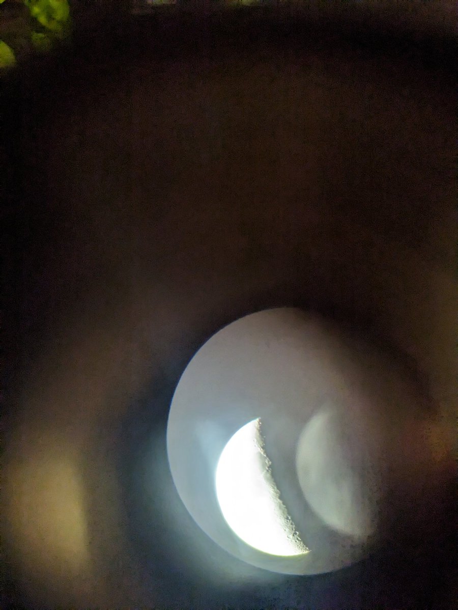 Spacedude314159's tweet photo. Pictures of the Moon taken with my phone through my telescope last night!! 10.18.2006 🌗🚀🌌... #Moon #moonsnap #space #moon #nasajpl #halfmoon #nasa #astorophotgraphy https://t.co/jVDTn5ZMYr