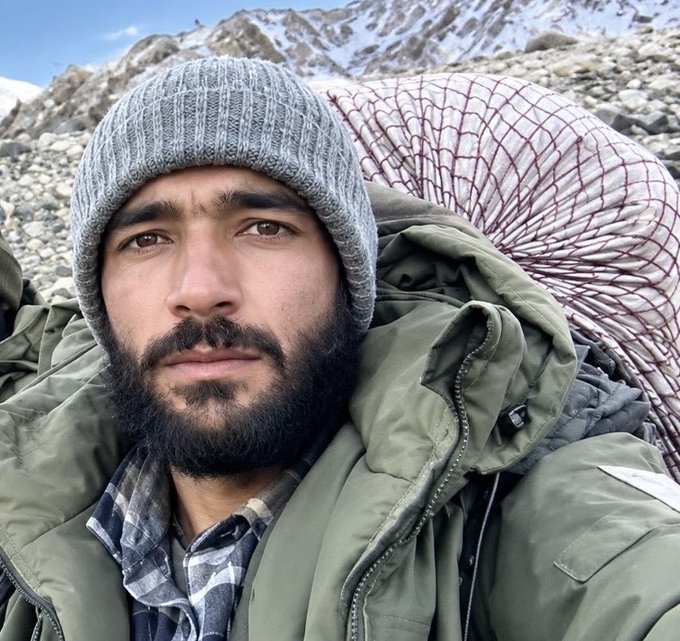 cyberpionier's tweet photo. Afghanistan verliest één van haar moedigste zonen.

Mirwais Khan, een van de charismatische commandanten van het Nationale Verzetsfront in Panjshir, werd vannacht tijdens een gevecht met de Taliban in Parian gedood.

Rust zacht held.

🫡😥

#WeAreNRF #UntilFreedom #تاآزادی https://t.co/BkgMckDPYl