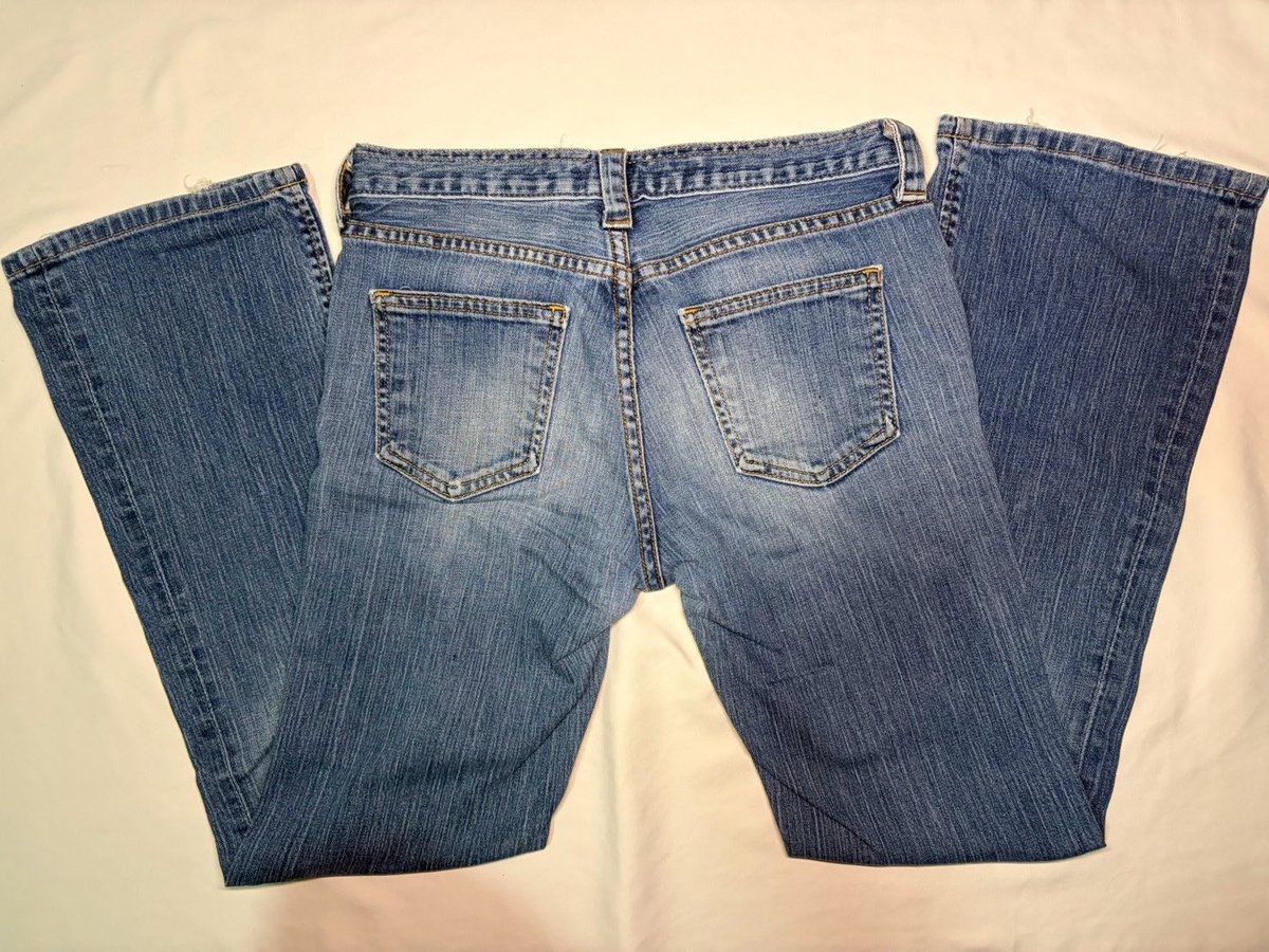 badhangyodon's tweet photo. แบรนด์ GAP
เอว 29 สะโพก 34 ยาว 38
🫀150 ฿

#ส่งต่อเสื้อผ้า #ส่งต่อเสื้อผ้ามือสอง #เสื้อผ้ามือสอง #โละตู้เสื้อผ้า #ส่งต่อ #เสื้อผ้ามือสองสภาพดี #เสื้อผ้ามือ2 #ส่งต่อเสื้อผ้า #เสื้อผ้ามือสอง https://t.co/w0o8vcadCp
