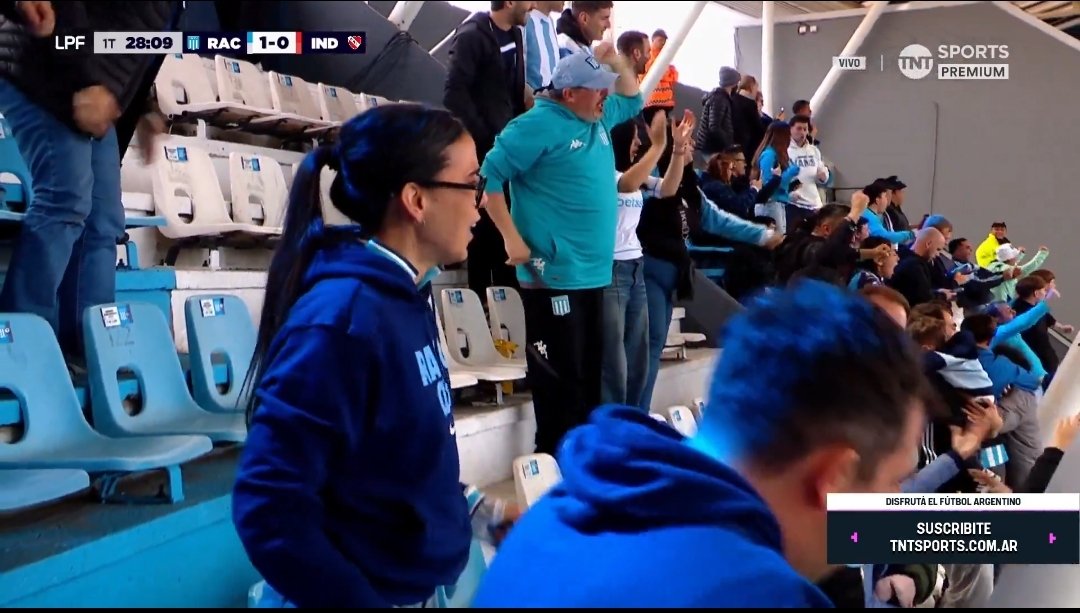 Tinchoo9999's tweet photo. Che @FlavioAzzaro vas a decir que esto está editado? Domingo de clásico... https://t.co/DkXXPlkiJy