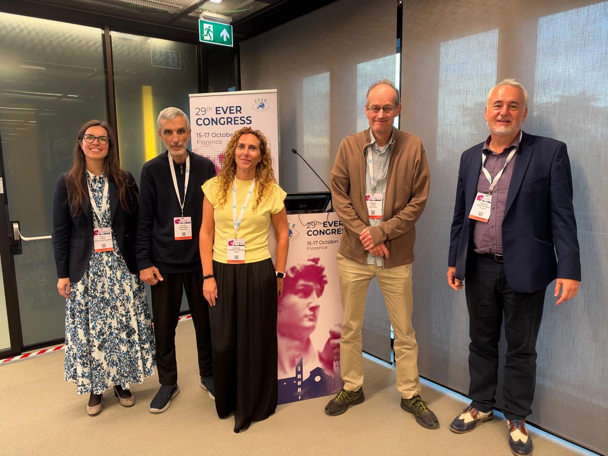 AndrzejGrzybow's tweet photo. Great session at #EVER2026 on myopia innovations: new pharmacological, optical, and red light approaches, with a focus on clinical practice. Thank you to the speakers and my co-organiser, Carla Lanca! #Myopia #Ophthalmology https://t.co/sFW7OniDGS