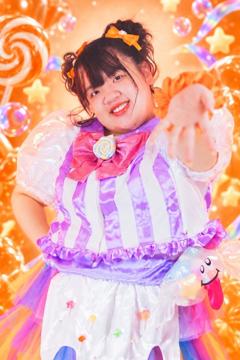 _DEBu_official_'s tweet photo. 🧡DEBu新体制アー写解禁 🧡

＼フォロー&amp;RPで当たる🎁／
抽選で3名様にチェキプレゼント！

・

『ぽかぽかオレンジで元気満タン！』

ぽかぽかオレンジ担当🍊
ひだまり杏子（あんず）
@DEBu_Anzu

・

📢10/20(火)20時 次のメンバー解禁‼️

#おデブアイドル #ぽっちゃり https://t.co/lhsLjmW51S