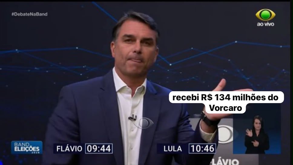 rickazzevedo's tweet photo. Faltou mostrar essa colinha aqui, Flávio #DebateNaBand #LulaVaiVencer https://t.co/BPCVCUUAdu