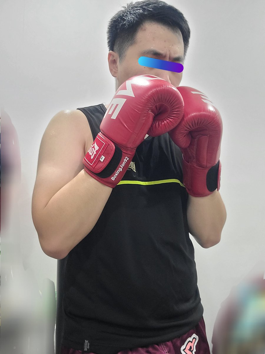 BoxingJon92's tweet photo. Monday blue 😮‍💨 
Sunday light workout 🥊🥊 https://t.co/PzokP7F5EQ