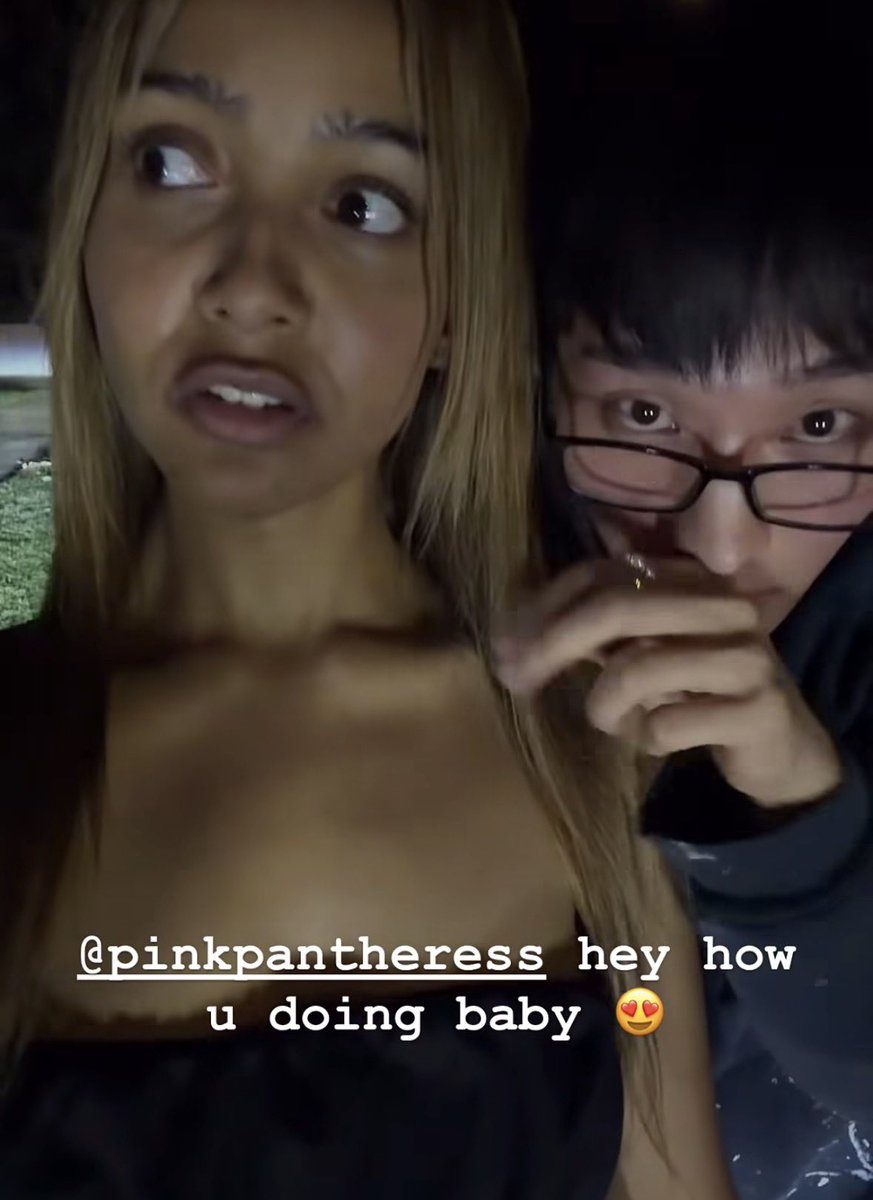 gl1tterg1rll's tweet photo. if literally any other male idol posted this there would be dating rumors but there hasn’t been a word because it’s mr fagotron 2000 https://t.co/kSmkNYHI9q