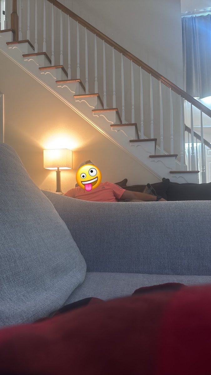 hottiehotshit's tweet photo. “Is this the most football you’ve ever watched?” Yesssssss omg go sports im just a girl. Shut up highlighter. https://t.co/9Tc1iAgOP9