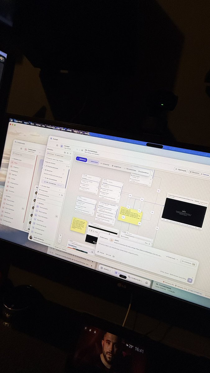andreambrosioof's tweet photo. Pra quem tá chegando agora:

- Sou de Fortaleza, Brasil 🇧🇷
- Casado ❤️
-  Antes dos 10 anos, meu primeiro negócio foi uma locadora de videogame dentro de casa.
- Já fui vendedor, barman e DJ.
- Em 2014, fundei minha primeira startup de tecnologia, ela entrou na primeira turma da primeira aceleradora do Ceará.
- Fundei uma agência de lançamentos e escrevi um livro sobre marketing.
- Há quase um ano, tô construindo um ecossistema de infraestrutura de IA soberana B2B.

Minha primeira startup conectava lojistas aos seus clientes. Hoje, estou trabalhando em como conectar agentes, conhecimento e processos dentro das empresas.

Empreendo desde criança. Há mais de uma década, construo negócios unindo tecnologia, marketing e distribuição. Toda essa bagagem agora está se encontrando no mesmo projeto.

Nossa infraestrutura já está em operação em grandes empresas de diversos segmentos. A menor delas fatura R$1 milhão por mês. E o lançamento público ainda nem aconteceu.

A ambição é global. A construção começa aqui.

Me segue pra acompanhar o produto, os bastidores e as decisões de quem tá construindo.