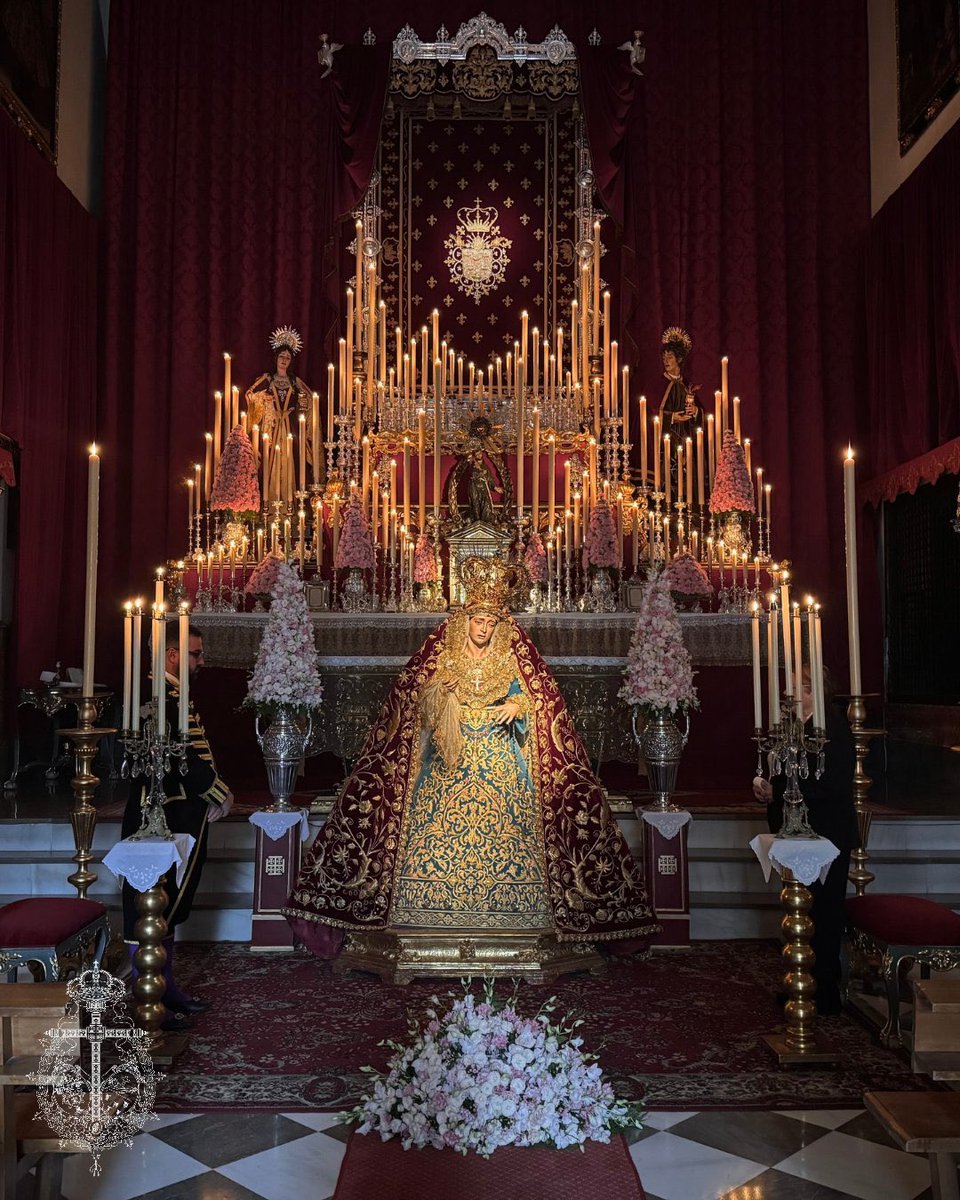 CalleGanivet_'s tweet photo. Podríamos decir, que la Hermandad de San Agustín junto con la Hermandad del Nazareno, son únicas y quizás las mejores en cuanto al montaje de altares, algo que siempre nos tienen acostumbrados.

Espléndida, mayestática y bellísima.

#SemanaSanta #Granada https://t.co/aPyw9hYNSq