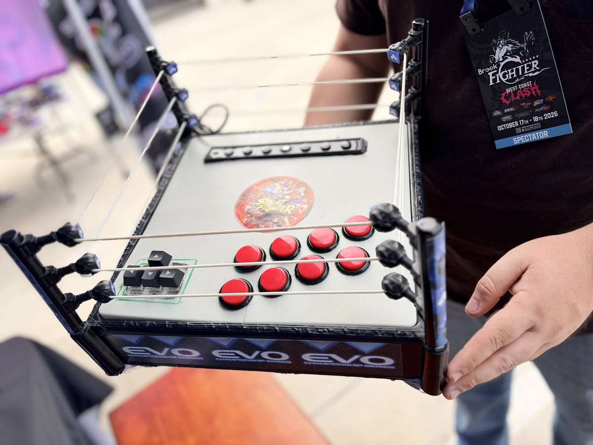 brookgamingfans's tweet photo. @RetroArcadeRAC @maximilian_ @ArcadeShock We found it. https://t.co/q7p0xb5Fka