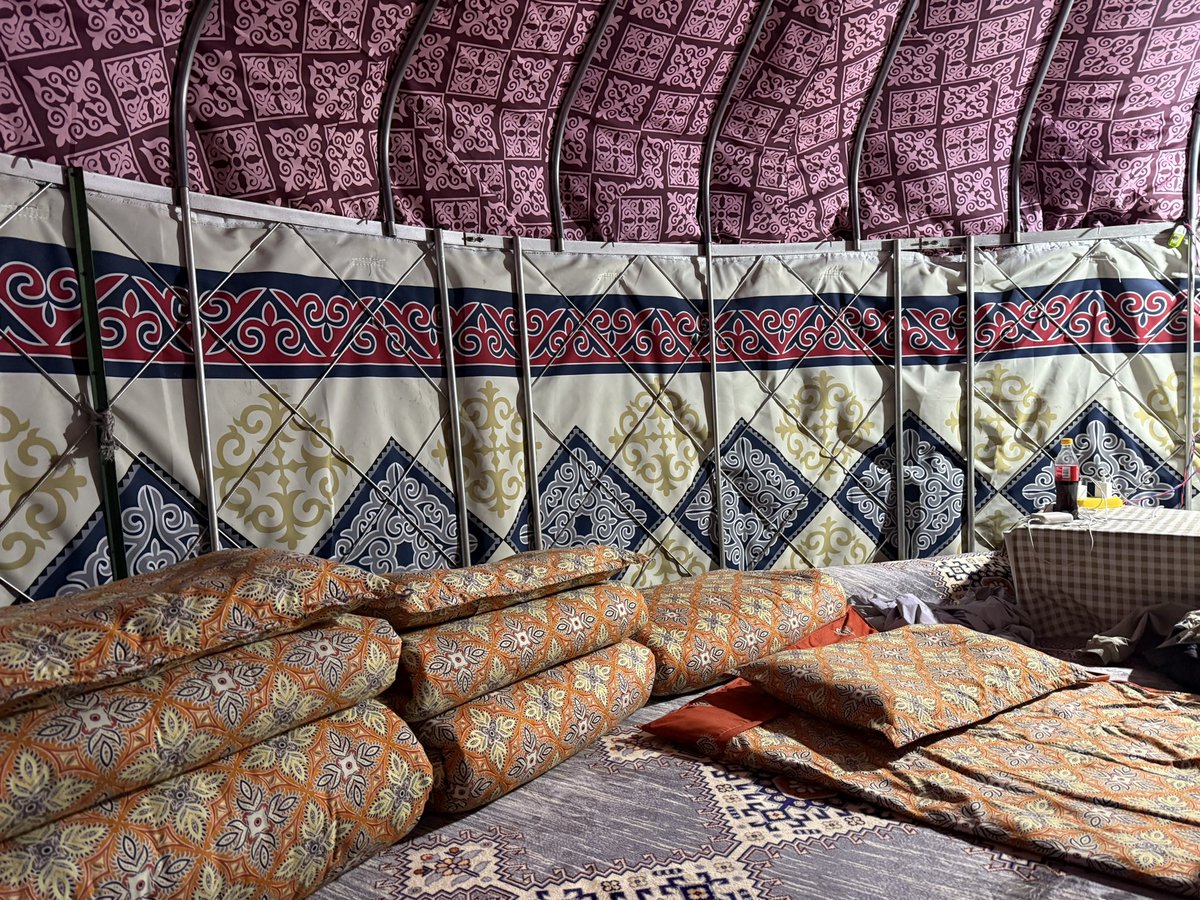 VVatk27's tweet photo. China · Xinjiang · Nomadic Life · Yurt 🏔️ https://t.co/sYCdErTocS