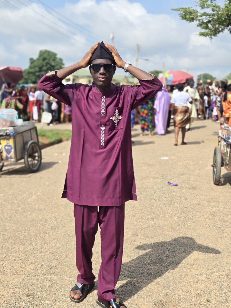 TElawanson's tweet photo. Carnival at camp 
Maybe I should look into fashion designing 😂😂 chai a lot sha https://t.co/3pZTejemv3