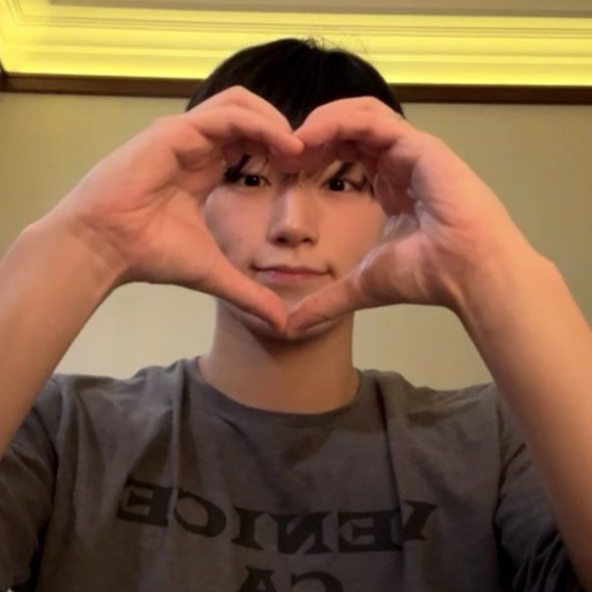 akitosatori's tweet photo. маленькие аккаунты часто остаются без заслуженного внимания и лайков.
не бросайте вести свои аккаунты, если мечтаете найти свою аудиторию. рано или поздно мы обязательно добьёмся своего, ребята. https://t.co/DfKDQI9Uvi