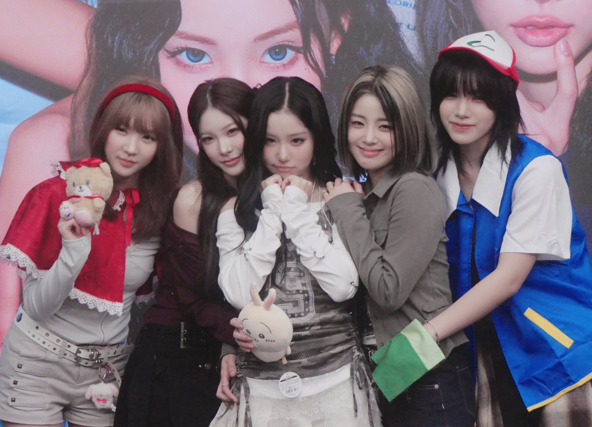 jocitoi_yyl's tweet photo. 시간이 정말 빠르게 지나간다💕

#영파씨 #YOUNGPOSSE 
#3RD_ANNIVERSARY #영파씨세살이다 https://t.co/YL2gZQ4C4a