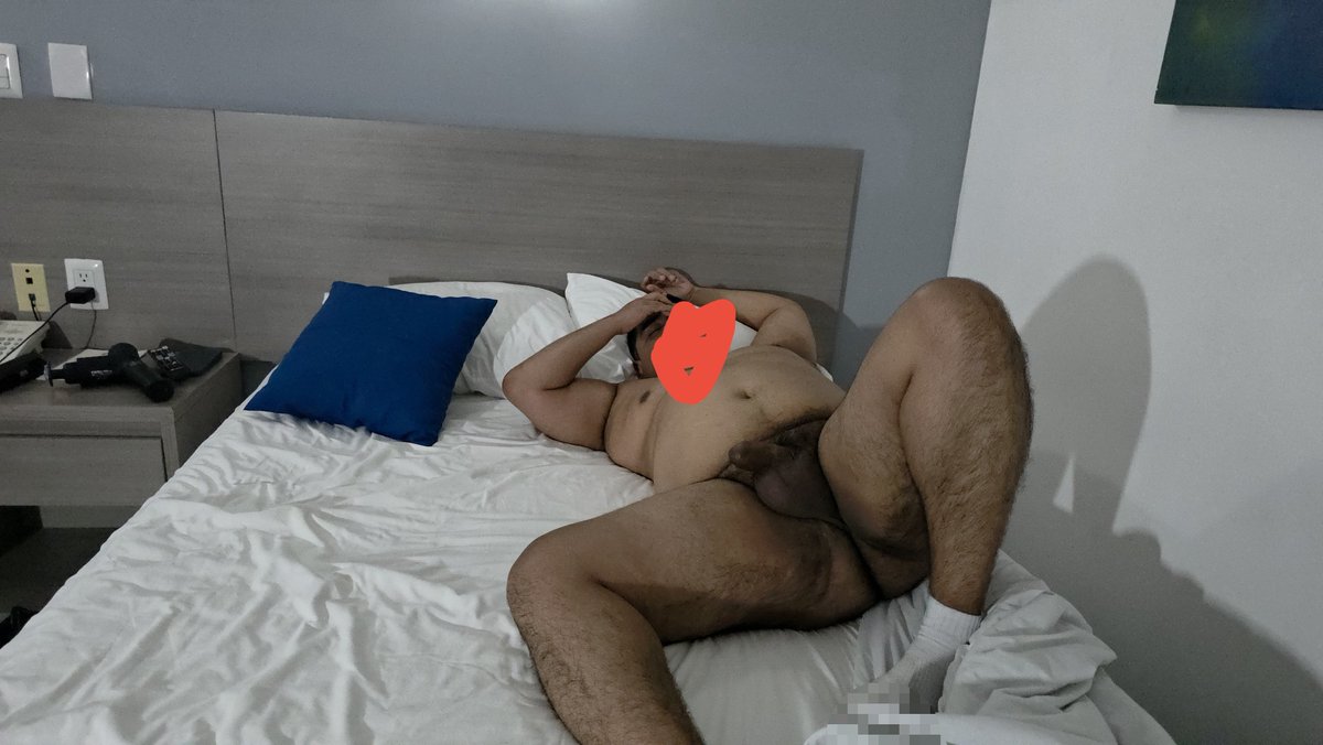Ing_ChubbyLD1's tweet photo. Ya somos 18k seguidores, regalare 10 accesos a onlyfans en este post dejare el Link... espero y les guste. 
🍆🍑 aqui recién deslechado...

Cada mil seguidores daremos accesos. @EncuentroGayMty
@ososygordos
https://t.co/uAwbnyz6QT https://t.co/kuXZn8XdbC