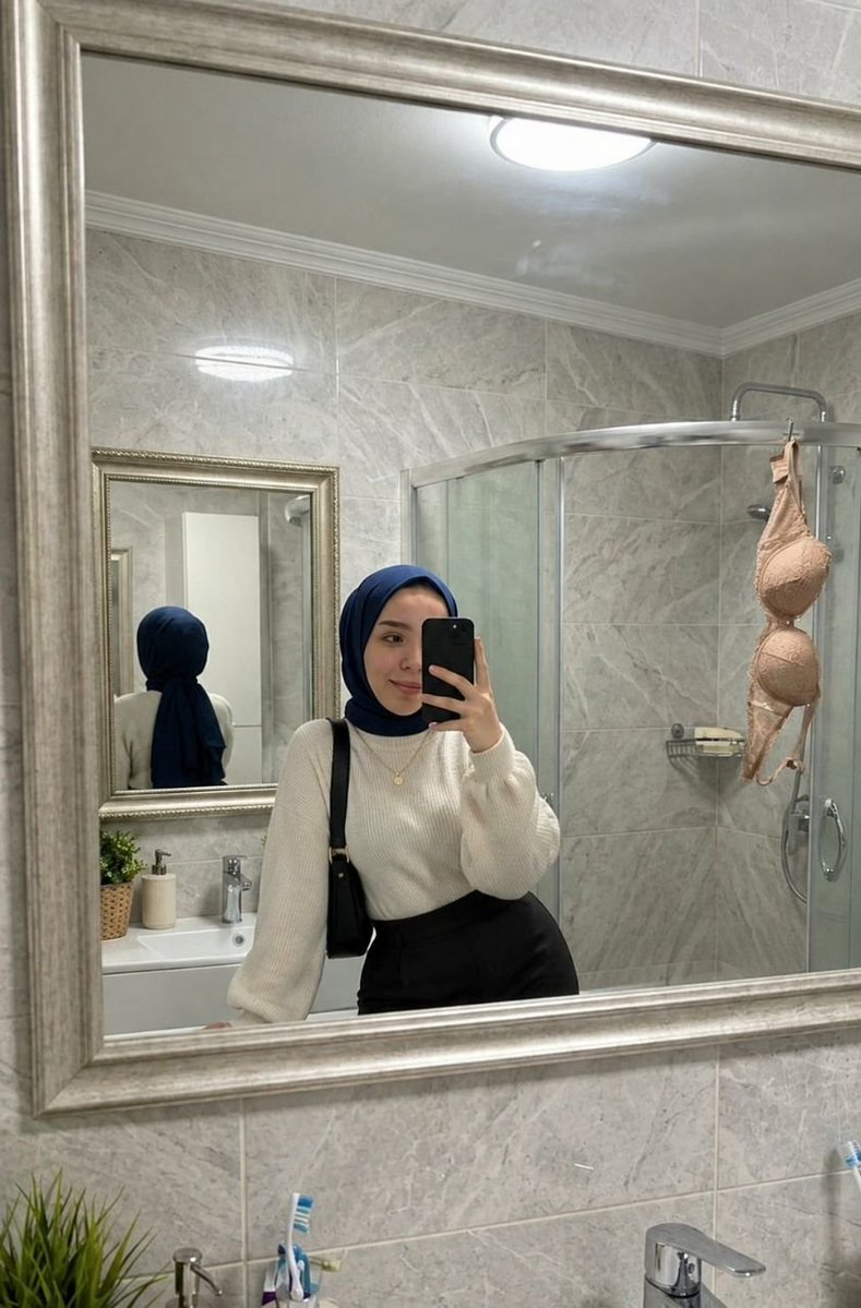fatmahanims's tweet photo. İlk dikkatini çeken şey ne (yorumlara yaz) https://t.co/V4bdHazQKC