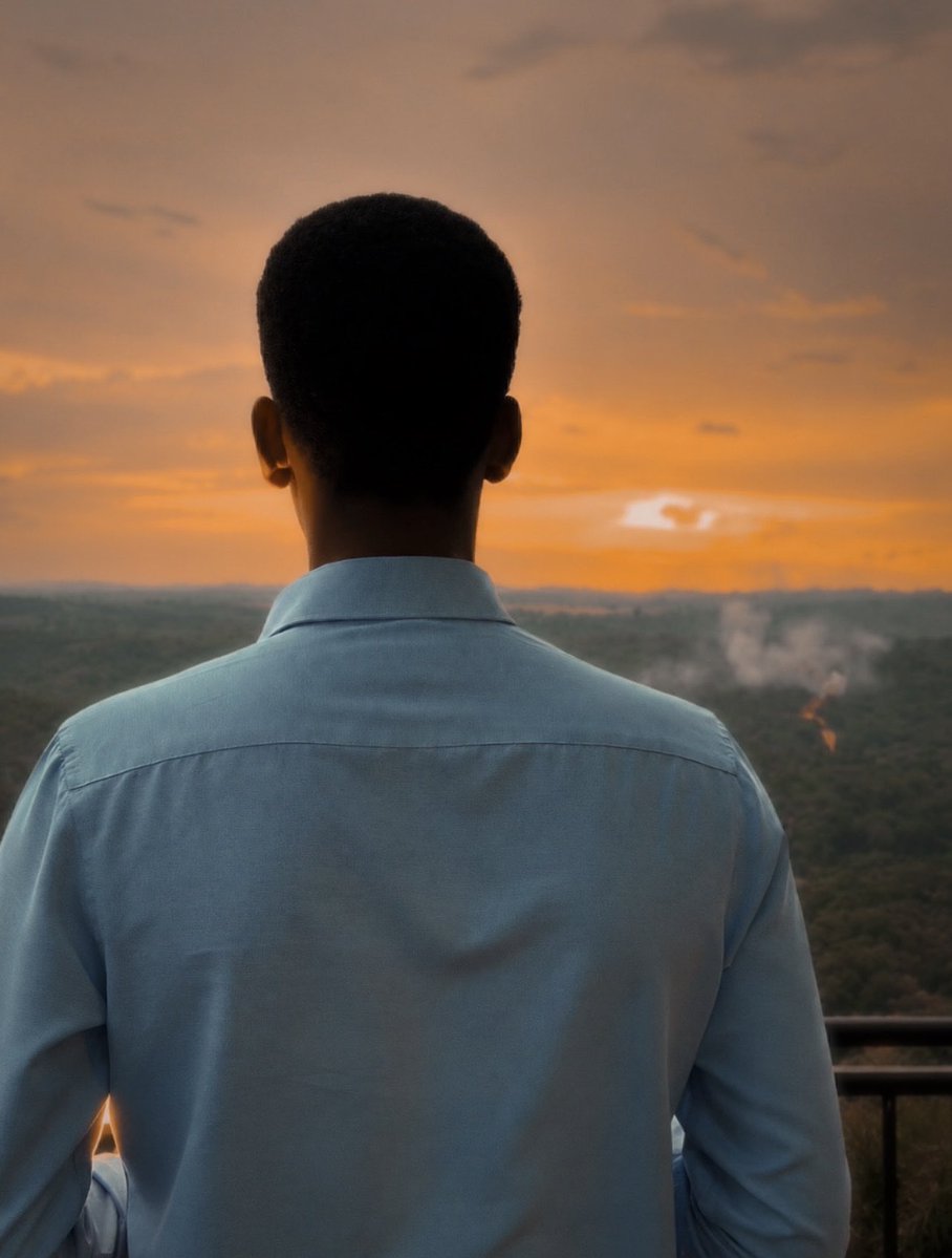 NCLINTON09's tweet photo. Greetings, my people! 

Monday is almost here. May God bless our hustle, protect our families, open new doors, and connect us to the right people. 

From Kampala, Uganda to the rest of East Africa, let’s keep pushing. The dream is bigger than the struggle.

Have a blessed week ahead!