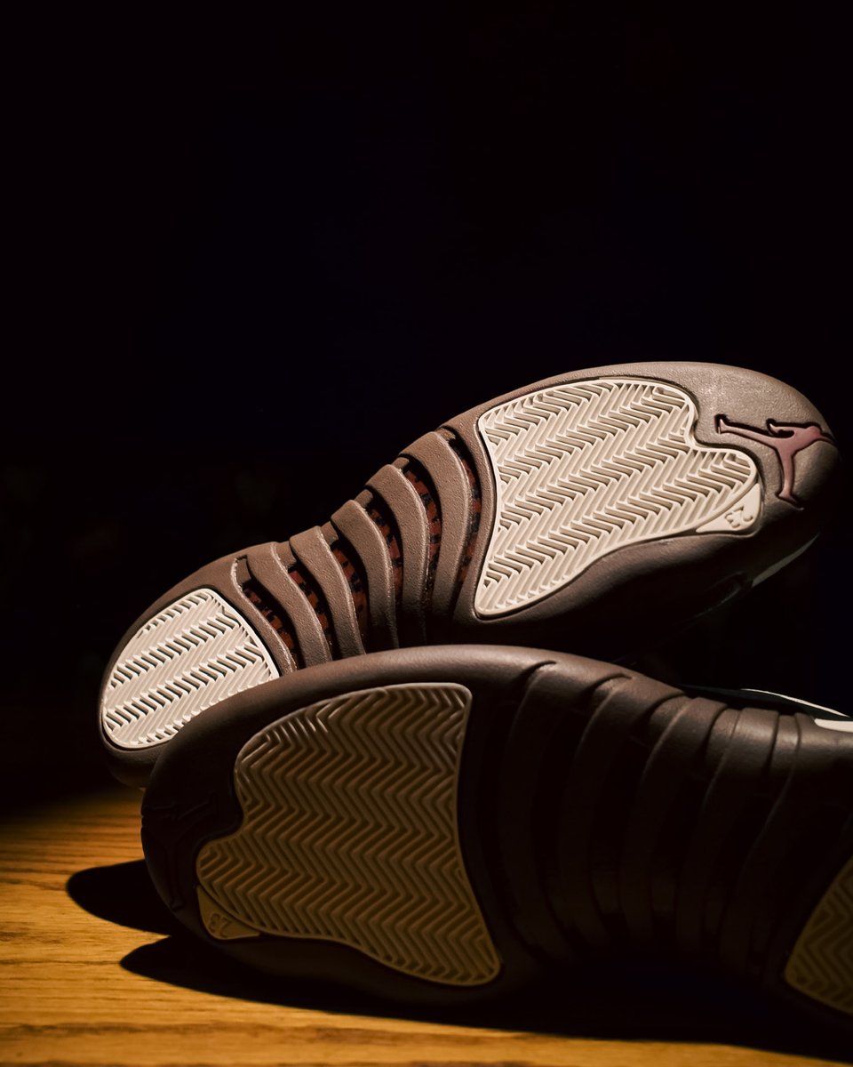 TBGeneration's tweet photo. Jordan 12 Retro "Fireside"
Men's Sizes 8-15 ($215)

EQL Raffle is live via better+ app (link in bio)
Closes 10.23 @ 6 PM CST

Available 10.24 @ 9 AM CST
First Come, First Serve Online
https://t.co/2ySJp58KKy &amp; better+ app (link in bio) https://t.co/NJG5uzX6yu